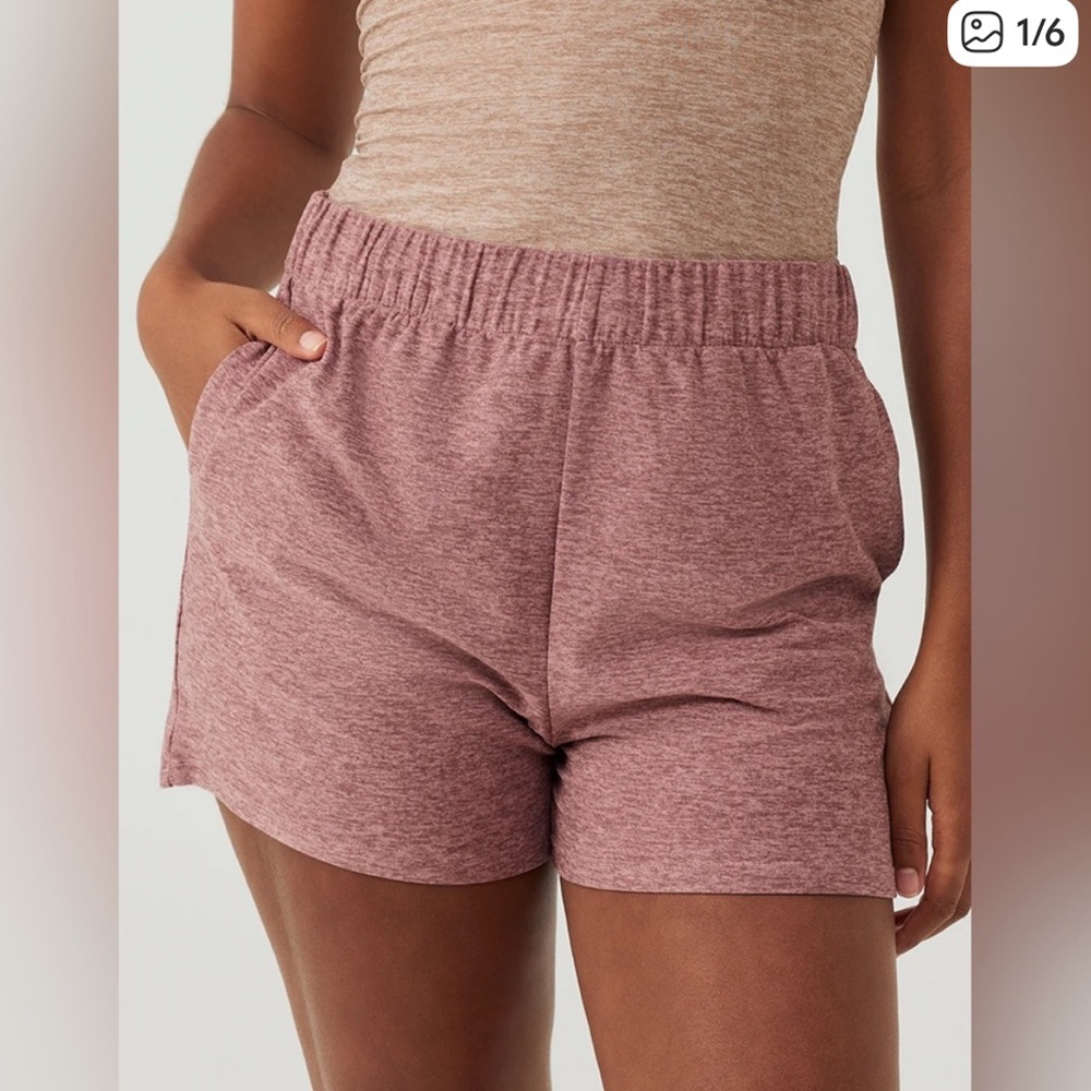 Outdoor Voices Cloud Knit Short in Pink Heather Womens Large